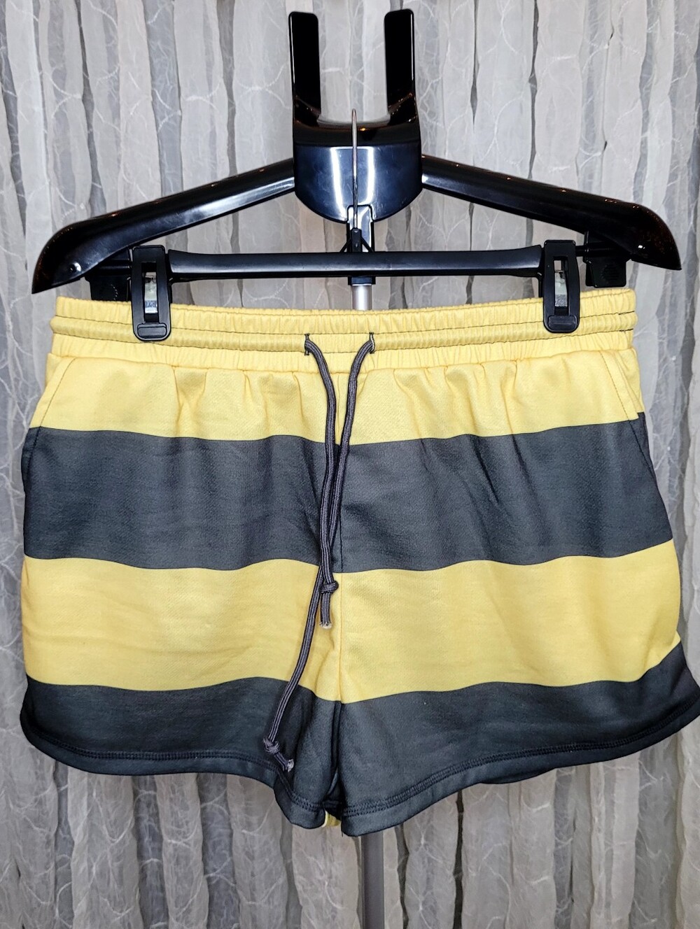 LovLov 2 Piece Set Yellow Grey Rugby Striped Half Zip Shorts Lounge L - Picture 8 of 12